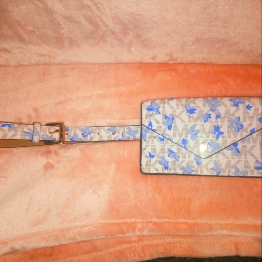 Michael Kors Clutch/Belt